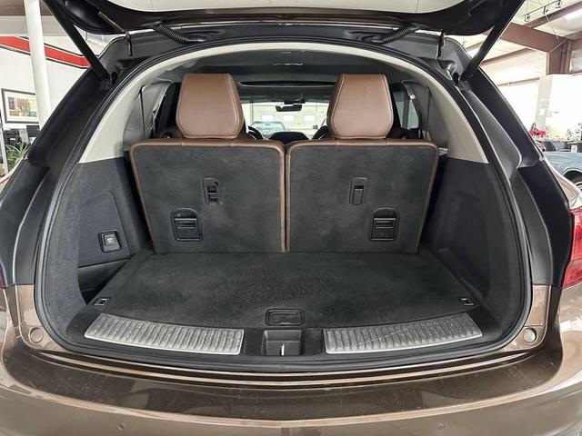 Photo of 2019 Canyon Bronze Metallic Acura MDX