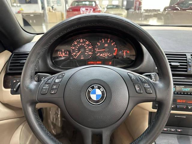 Photo of 2003 BLACK BMW 325
