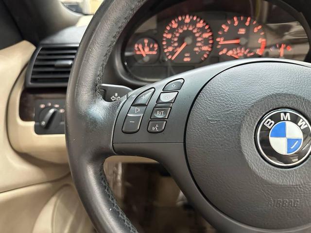 Photo of 2003 BLACK BMW 325