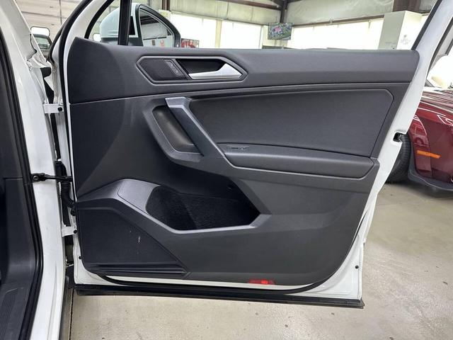 Photo of 2021 Pure White Volkswagen Tiguan