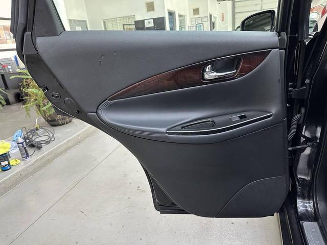 Photo of 2014 BLACK INFINITI QX50