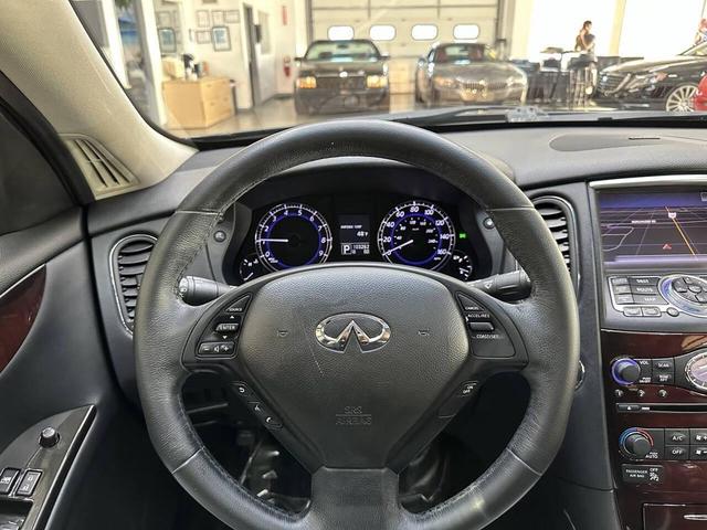 Photo of 2014 BLACK INFINITI QX50