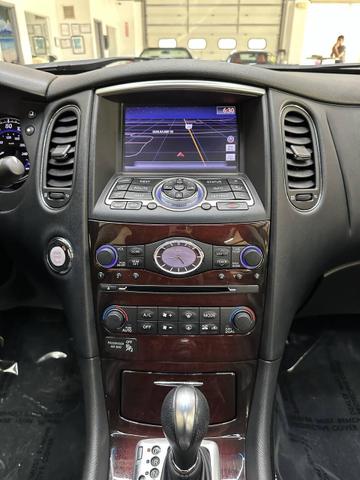 Photo of 2014 BLACK INFINITI QX50