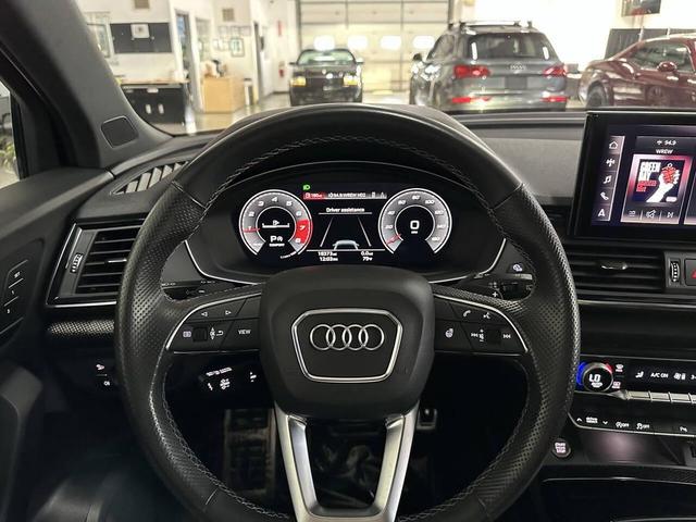Photo of 2021 Ultra Blue Metallic Audi SQ5