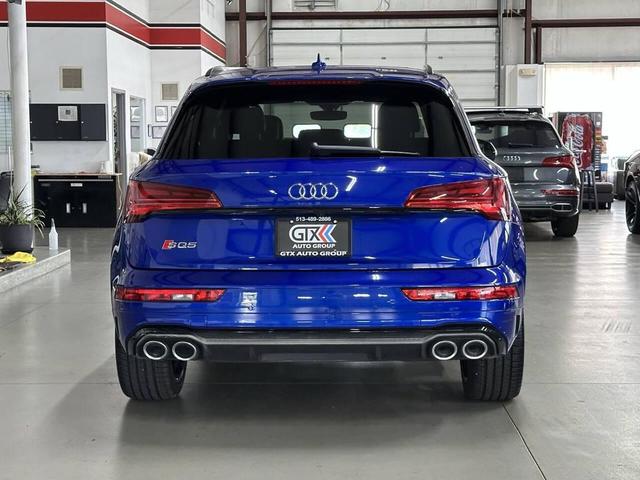 Photo of 2021 Ultra Blue Metallic Audi SQ5