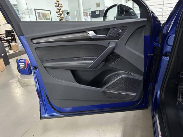 Photo of 2021 Ultra Blue Metallic Audi SQ5