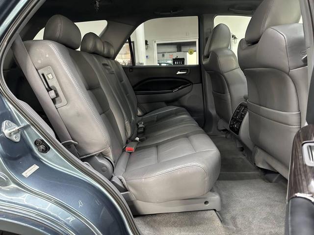 Photo of 2006 Steel Blue Acura MDX