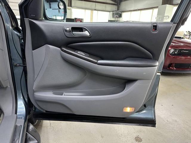 Photo of 2006 Steel Blue Acura MDX