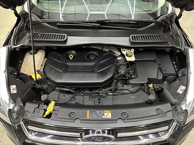 Photo of 2013 Tuxedo Black Ford Escape