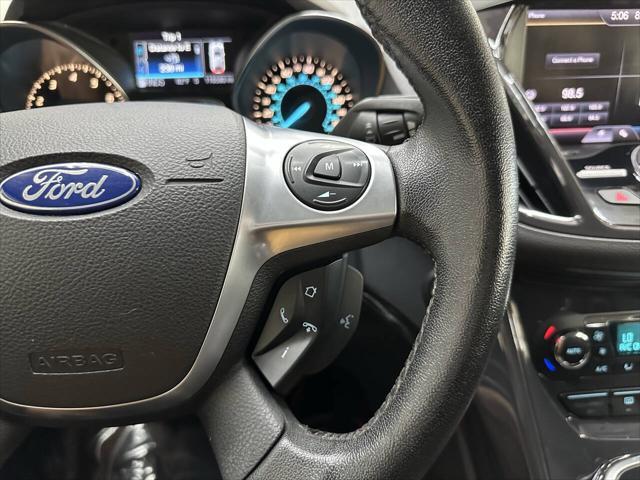 Photo of 2013 Tuxedo Black Ford Escape