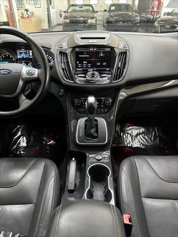 Photo of 2013 Tuxedo Black Ford Escape