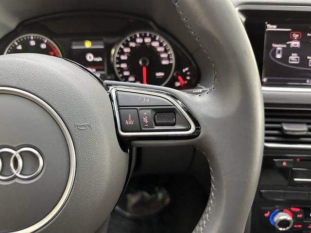 Photo of 2016 GRAY Audi Q5
