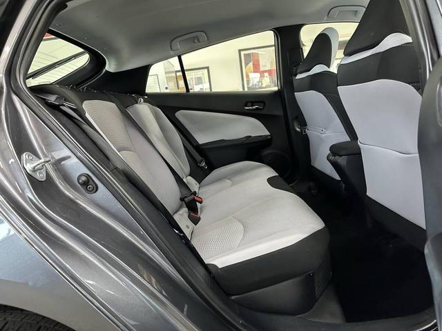 Photo of 2022 Magnetic Gray Metallic Toyota Prius