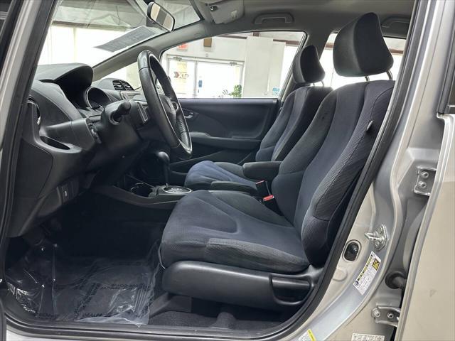 Photo of 2012 Alabaster Silver Metallic Honda Fit