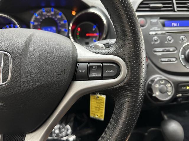 Photo of 2012 Alabaster Silver Metallic Honda Fit