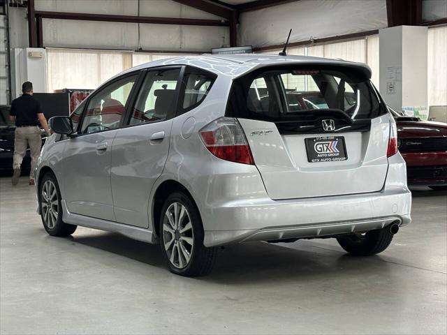 Photo of 2012 Alabaster Silver Metallic Honda Fit