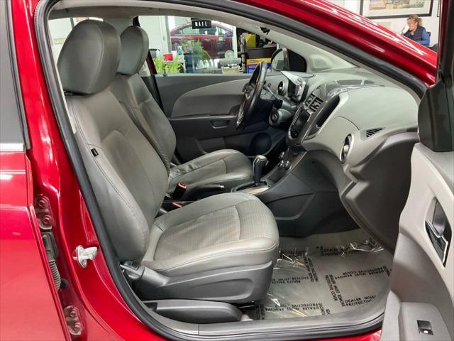Photo of 2014 RED Chevrolet Sonic