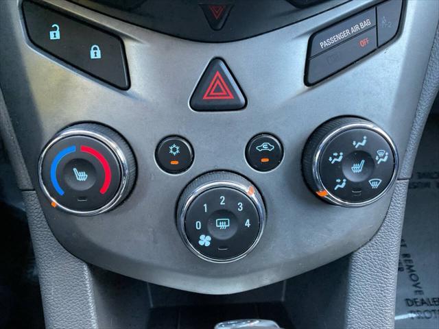 Photo of 2014 RED Chevrolet Sonic