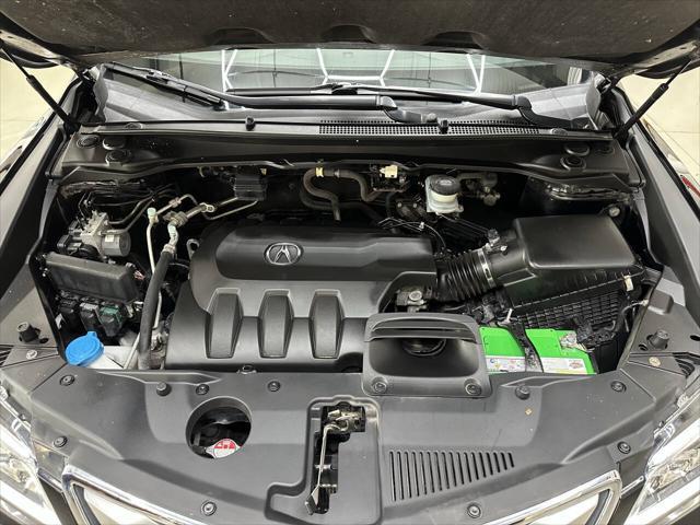 Photo of 2017 Crystal Black Pearl Acura RDX