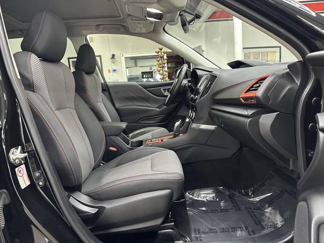 Photo of 2019 Crystal Black Silica Subaru Forester