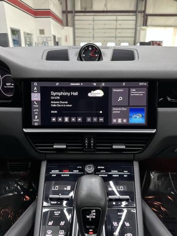 Photo of 2019 BLUE Porsche Cayenne