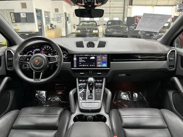 Photo of 2019 BLUE Porsche Cayenne