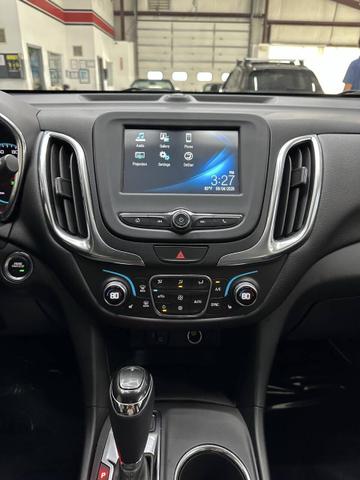 Photo of 2018 Summit White Chevrolet Equinox