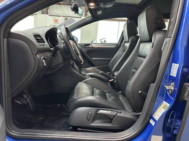 Photo of 2013 Rising Blue Metallic Volkswagen Golf R