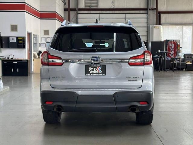 Photo of 2019 Ice Silver Metallic Subaru Ascent