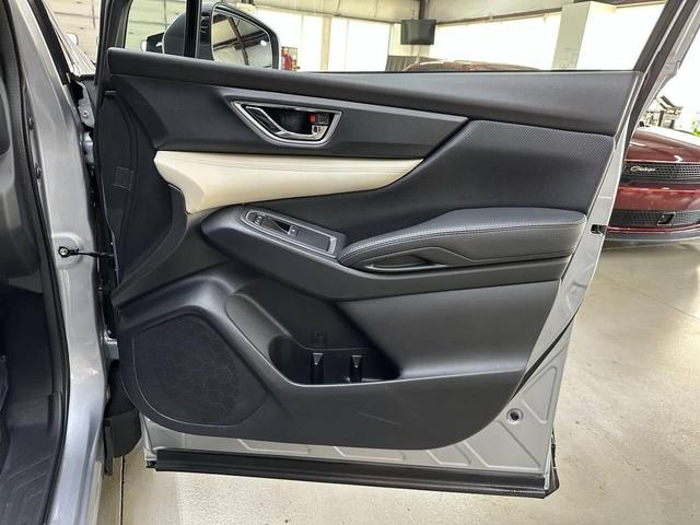 Photo of 2019 Ice Silver Metallic Subaru Ascent