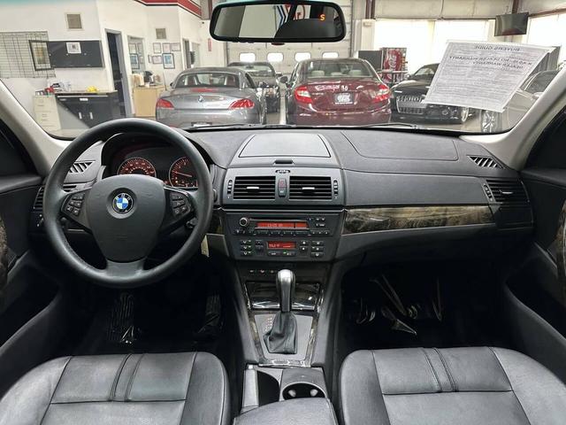 Photo of 2009 SILVER BMW X3