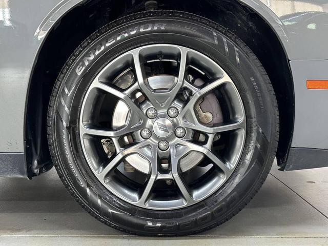 Photo of 2017 GRAY Dodge Challenger