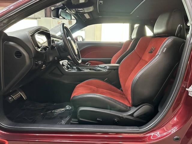 Photo of 2020 RED Dodge Challenger