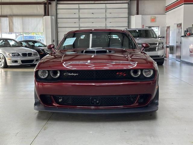 Photo of 2020 RED Dodge Challenger