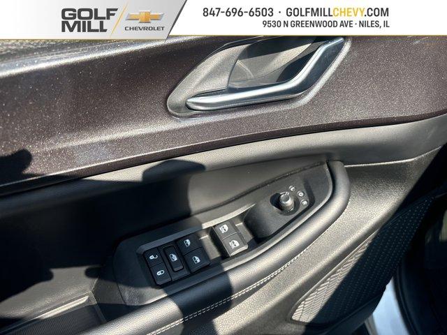 Photo of 2023 Silver Zynith Jeep Grand Cherokee
