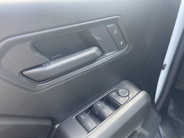 Photo of 2025 Summit White Chevrolet Colorado
