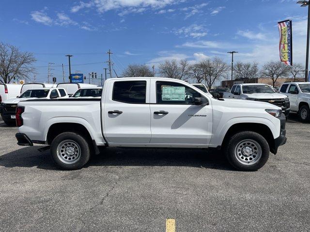 Photo of 2025 Summit White Chevrolet Colorado