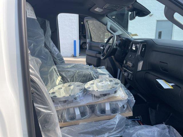Photo of 2025 Summit White Chevrolet Silverado 3500