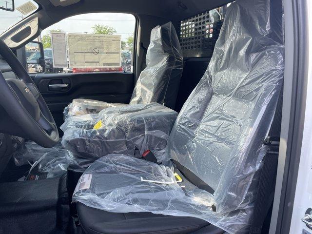 Photo of 2025 Summit White Chevrolet Silverado 3500