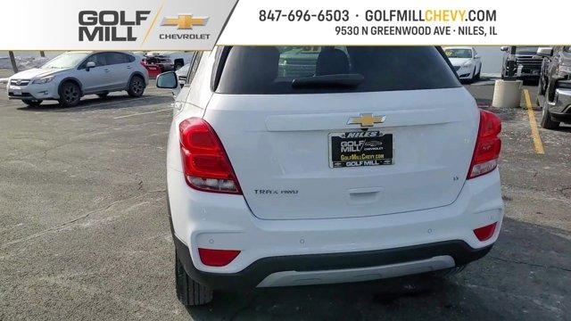 Photo of 2018 Summit White Chevrolet Trax