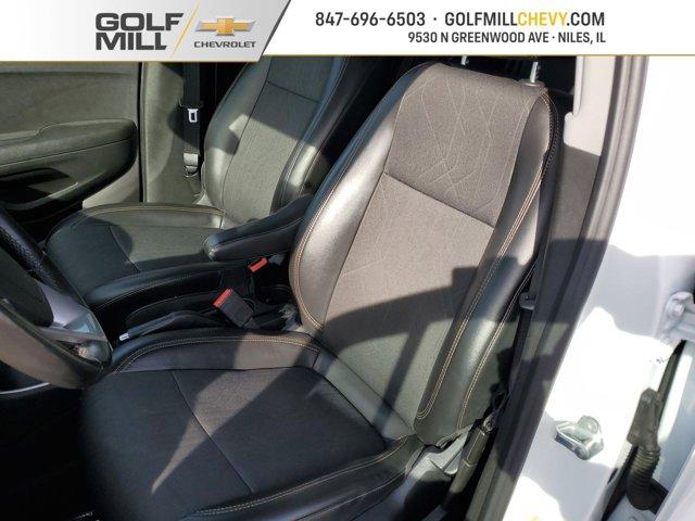 Photo of 2018 Summit White Chevrolet Trax