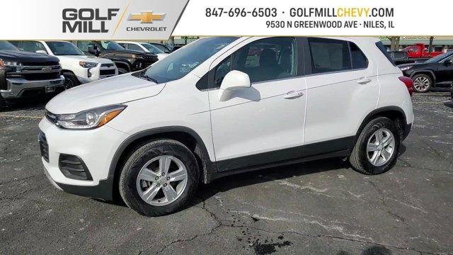 Photo of 2018 Summit White Chevrolet Trax