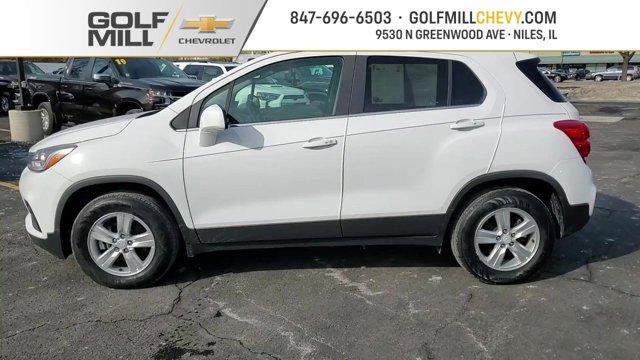 Photo of 2018 Summit White Chevrolet Trax