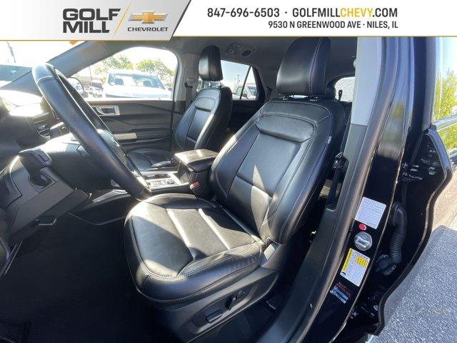 Photo of 2023 AGATE BLACK METALLIC Ford Explorer