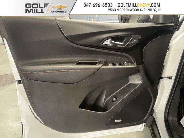 Photo of 2023 Summit White Chevrolet Equinox