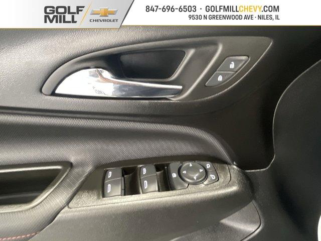 Photo of 2023 Summit White Chevrolet Equinox