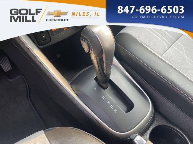 Photo of 2022 Iridescent Pearl Tricoat Chevrolet Trax