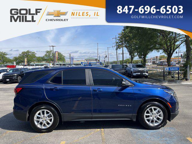 Photo of 2022 Blue Glow Metallic Chevrolet Equinox
