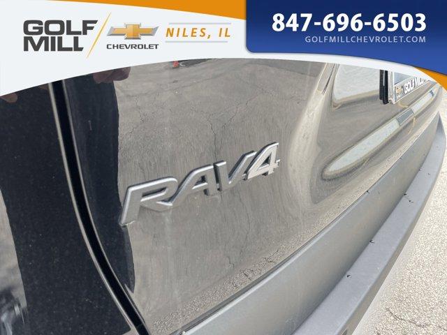 Photo of 2024 Midnight Black Metallic Toyota RAV4