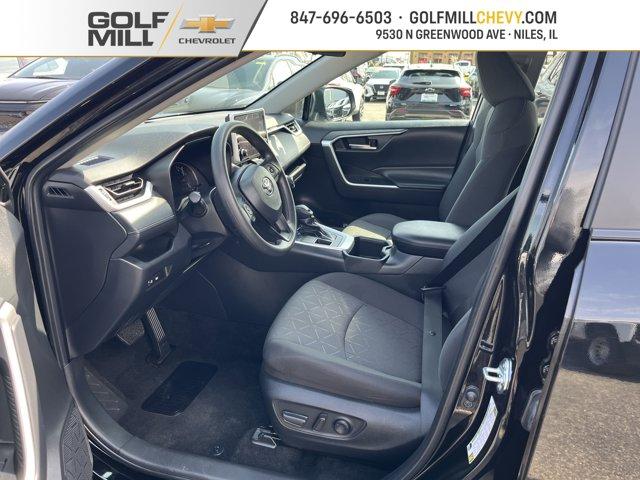 Photo of 2024 Midnight Black Metallic Toyota RAV4